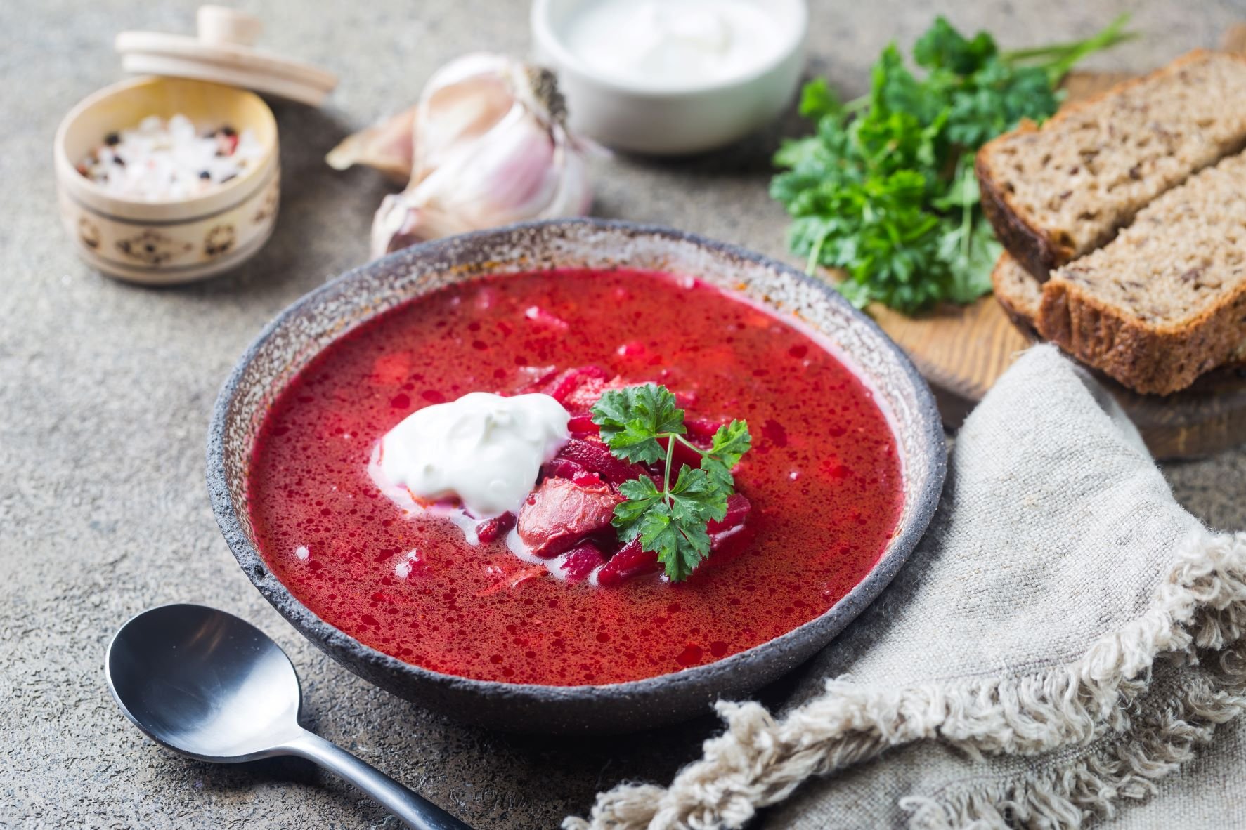 beet borscht (M)